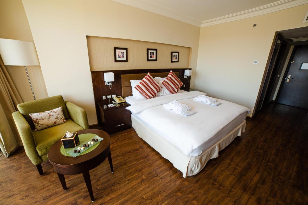 Oryx Hotel Akaba Eksteriør bilde A bedroom at the hotel